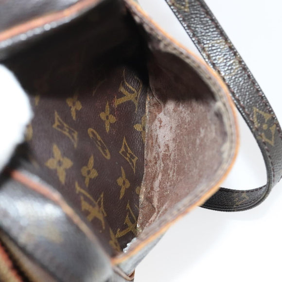 LOUIS VUITTON Monogram Danube Schoudertas M45266 LV Auth bs20722