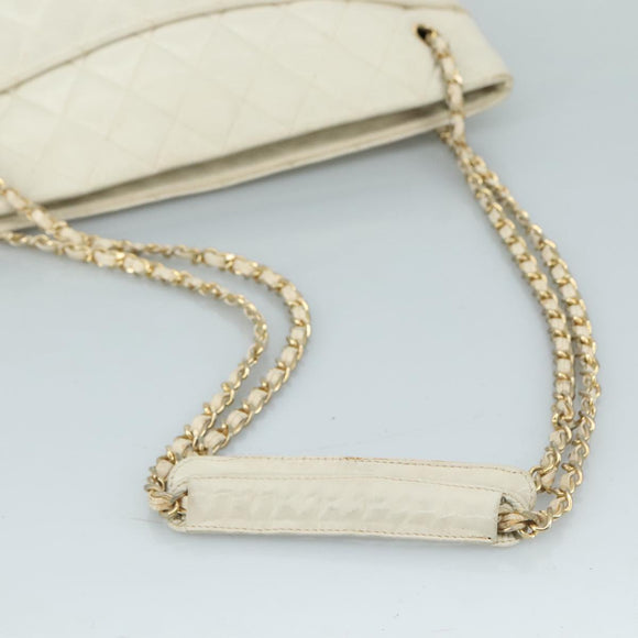 CHANEL Matelasse Chain Shoulder Bag Leather White Gold CC Auth bs20903