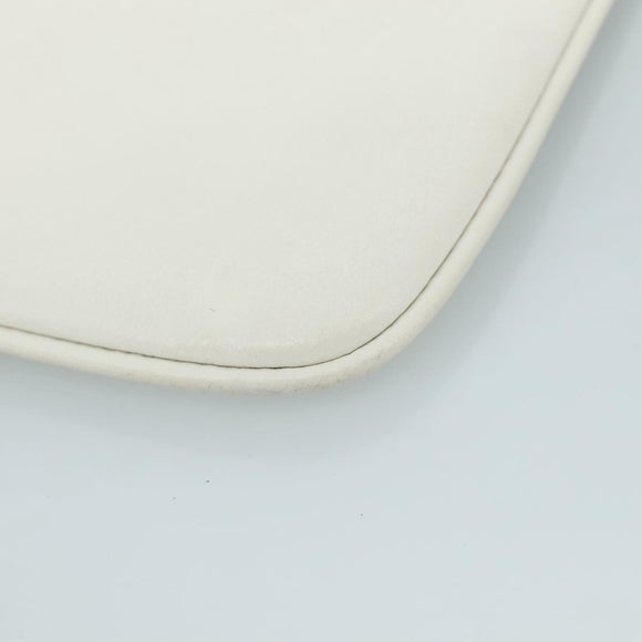 BALENCIAGA Pouch Leather White Silver 551992 Auth bs21014