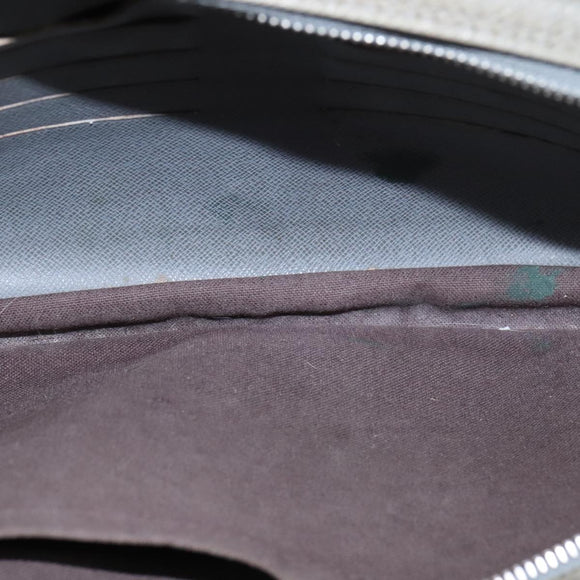 LOUIS VUITTON Taiga Neopavel Clutch Bag Gray Gracie M32684 LV Auth bs21264