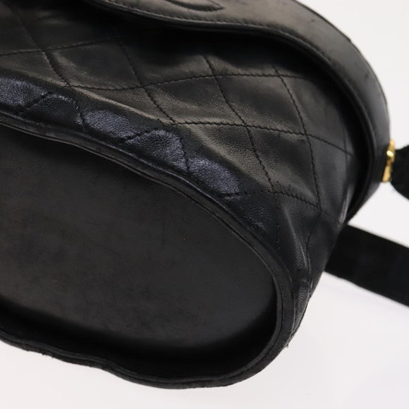 CHANEL Matelasse Shoulder Bag Lamb Skin Gold Black CC Auth bs21318