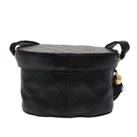 CHANEL Matelasse Shoulder Bag Lamb Skin Gold Black CC Auth bs21318