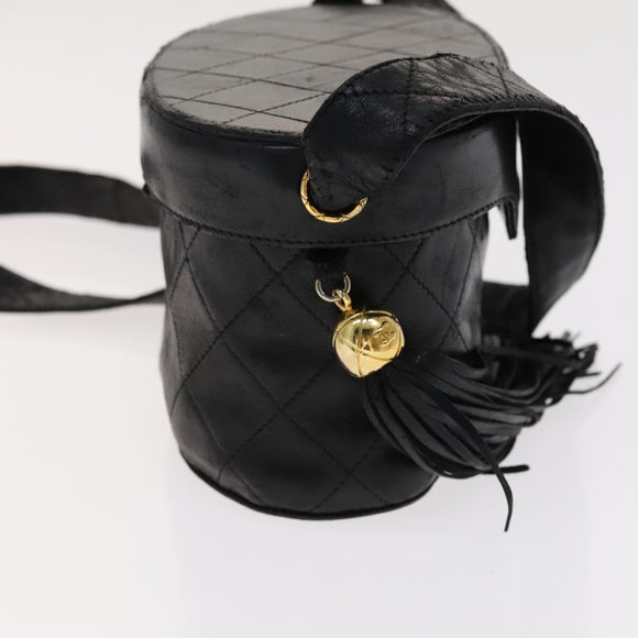 CHANEL Matelasse Shoulder Bag Lamb Skin Gold Black CC Auth bs21318