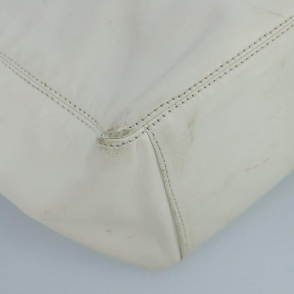 CHANEL Tote Bag Lamb Skin White CC Auth bs21711
