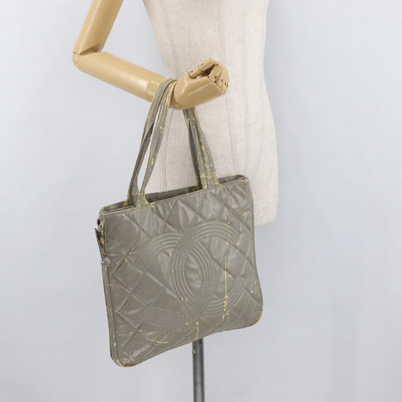 CHANEL Tote Bag Patent leather Gray CC Auth bs22950