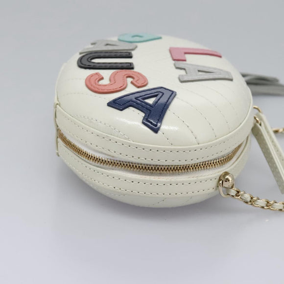 CHANEL V Stitch LA PAUSA Chain Shoulder Bag Leather White CC Auth bs23014AV