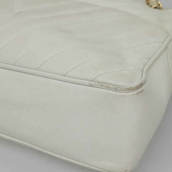 CHANEL Chain V Stitch Shoulder Bag Lamb Skin White CC Auth bs23119