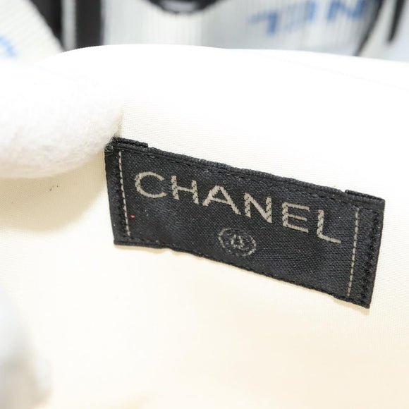 CHANEL Waist Bag Nylon White CC Auth bs25229