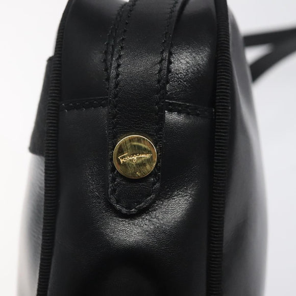 Salvatore Ferragamo Vala Shoulder Bag Leather Black Gold Auth bs25514