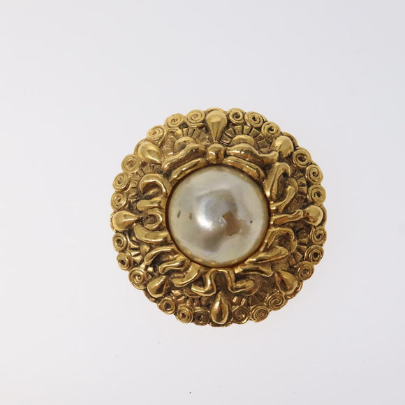 CHANEL Earring metal Gold CC Auth bs25961
