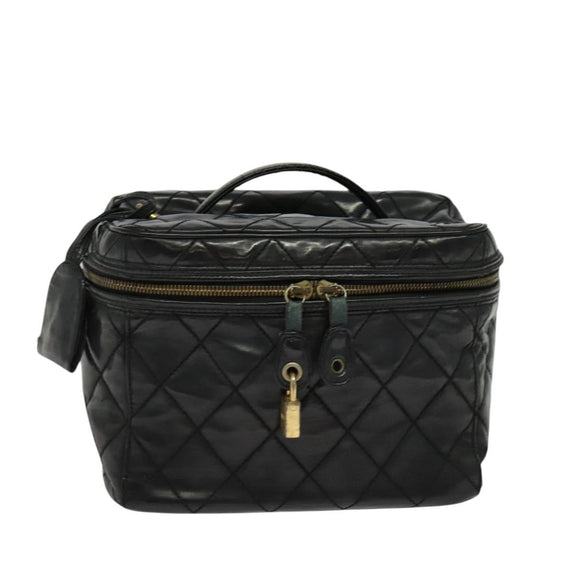 CHANEL Matelasse Vanity Pouch Enamel Black Gold CC Auth bs26105