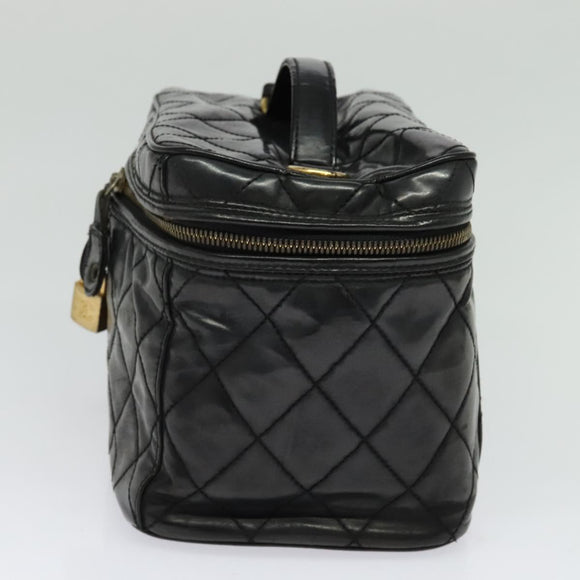 CHANEL Matelasse Vanity Pouch Enamel Black Gold CC Auth bs26105