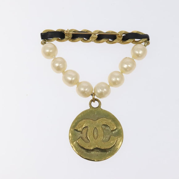 CHANEL Brooch metal Gold Tone CC Auth bs26226