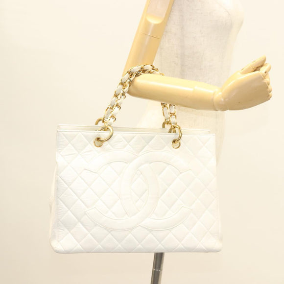 CHANEL Matelasse Chain Hand Bag Caviar Skin White Gold CC Auth bs26565