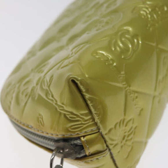 CHANEL Pouch Enamel Silver CC Auth bs26759