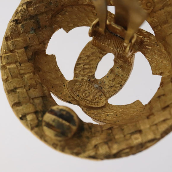 CHANEL Earring Metal Gold CC Auth bs26773