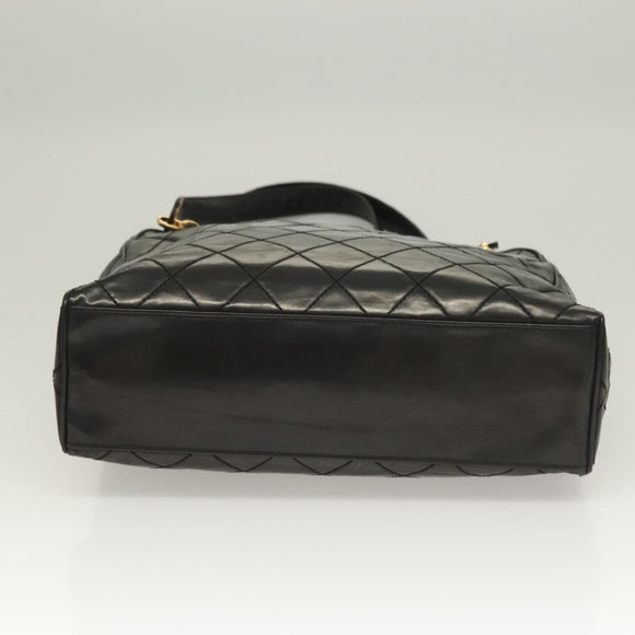 CHANEL Matelasse Shoulder Bag Enamel Black Gold CC Auth bs26857