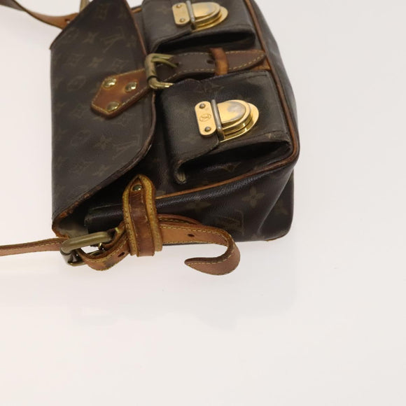 LOUIS VUITTON Monogram Hudson PM Shoulder Bag M40027 LV Auth bs27036
