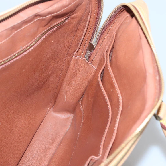 LOUIS VUITTON Epi Porte Documents Voyage Bag Winnipeg Beige LV Auth bs27743