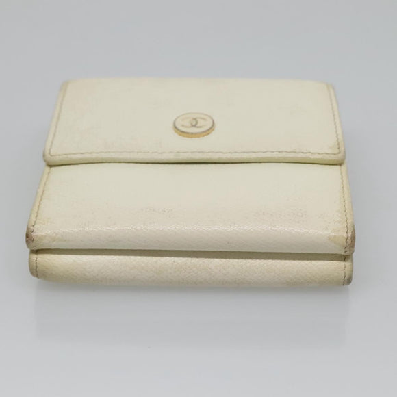 CHANEL Bifold Wallet Leather White Gold CC Auth bs27934