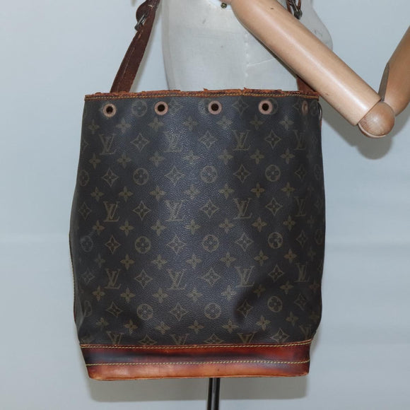 LOUIS VUITTON Monogram Noe Shoulder Bag M42224 LV Auth bs28116