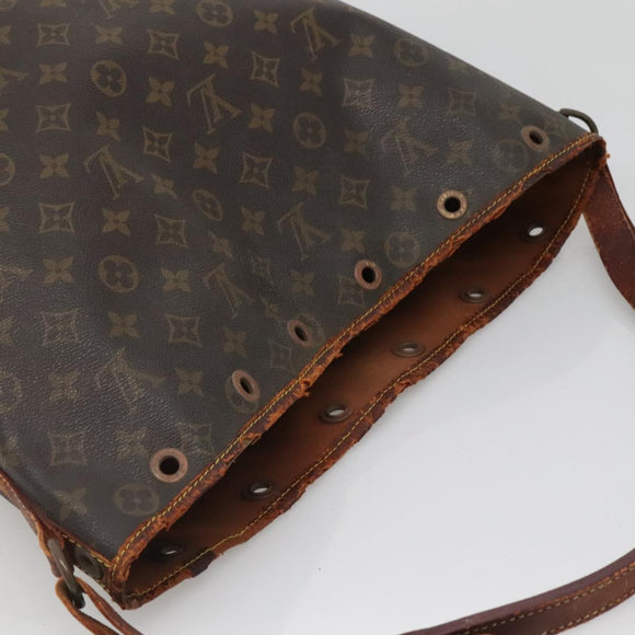 LOUIS VUITTON Monogram Noe Shoulder Bag M42224 LV Auth bs28116