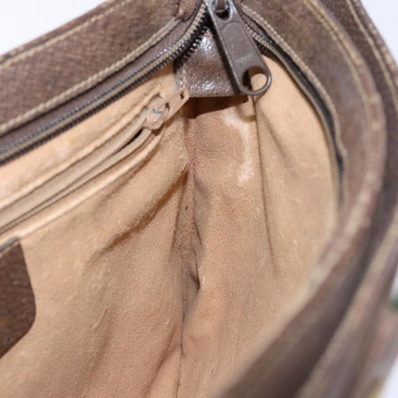 GUCCI GG Supreme Chain Clutch Bag PVC Beige Gold Auth bs28268