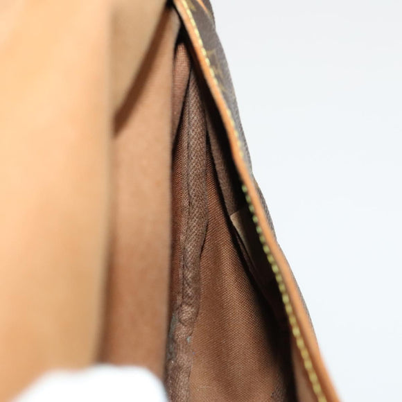 LOUIS VUITTON Monogram Saumur 30 Shoulder Bag M42256 LV Auth bs28820