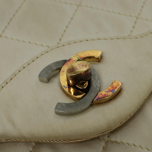 CHANEL Paris Limited Matelasse Chain Bag Satin White Gold CC Auth bs28858