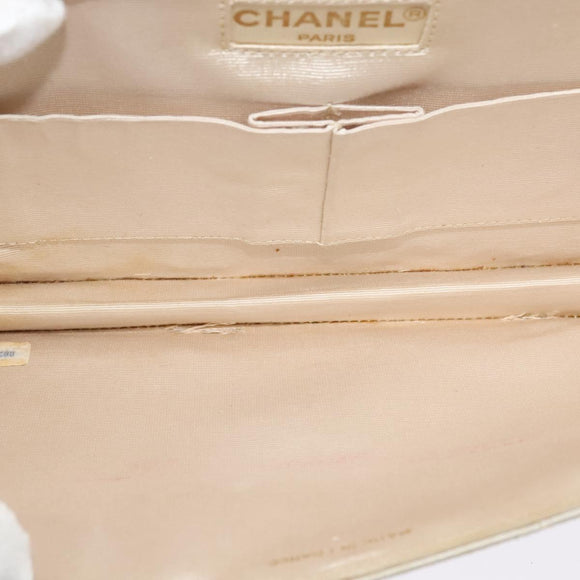 CHANEL Paris Limited Matelasse Chain Bag Satin White Gold CC Auth bs28858