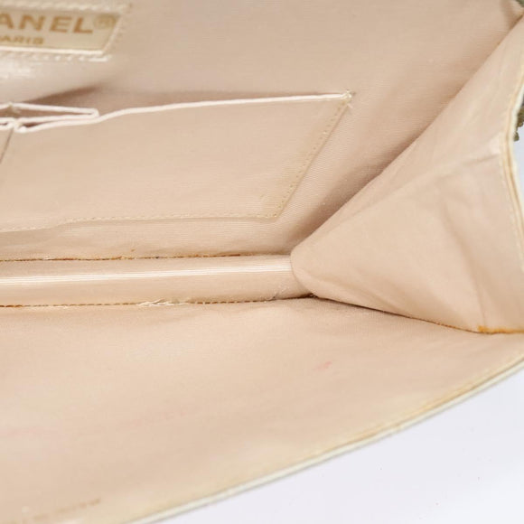 CHANEL Paris Limited Matelasse Chain Bag Satin White Gold CC Auth bs28858