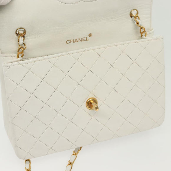 CHANEL Matelasse Chain Shoulder Bag Lamb Skin White Gold CC Auth bs28860