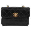 CHANEL Matelassé Chain Shoulder Bag Lammleder Schwarz Gold CC Auth bs29080-13