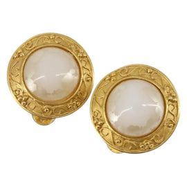 CHANEL Earring metal Gold CC Auth bs29081