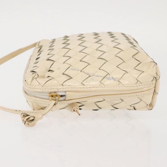 BOTTEGA VENETA INTRECCIATO Shoulder Bag Patent leather Beige Gold Auth bs29095