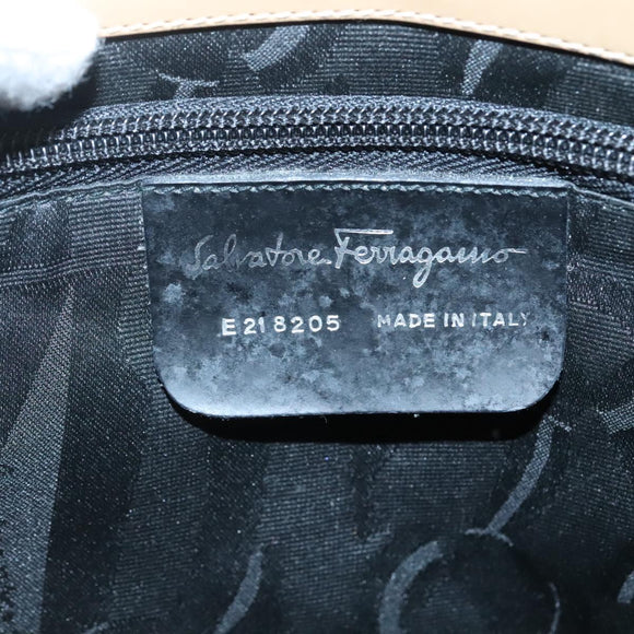 Salvatore Ferragamo Shoulder Bag Enamel Beige Silver Auth bs29120