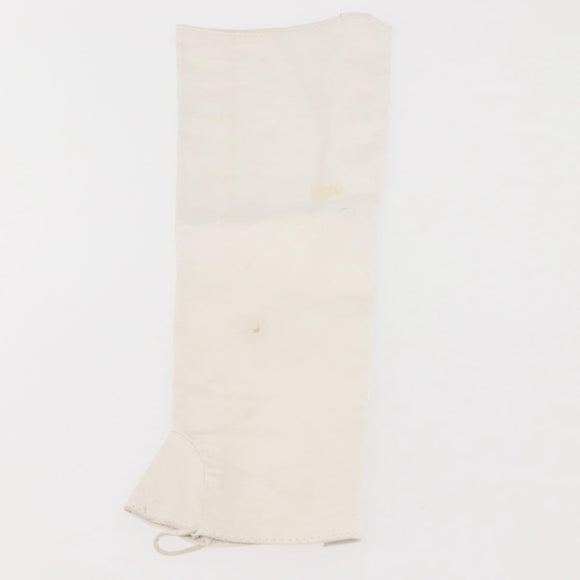 CHANEL Arm Cover Leather White CC Auth bs29195