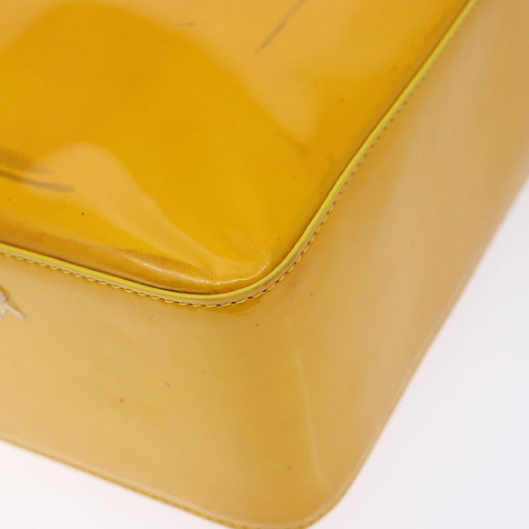 CHANEL Tote Bag Patent leather Yellow CC Auth bs29321