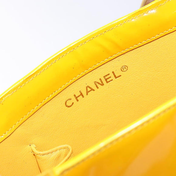 CHANEL Tote Bag Patent leather Yellow CC Auth bs29321