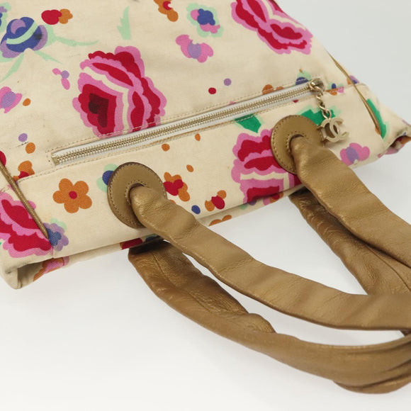 CHANEL Tote Bag Canvas White Gold CC Auth bs29343