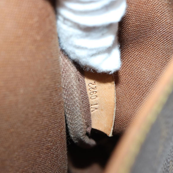 LOUIS VUITTON Monogram Saumur 30 Shoulder Bag M42256 LV Auth bs29516