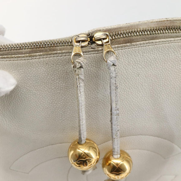 CHANEL Tote Bag Caviar Skin White Gold CC Auth bs29628