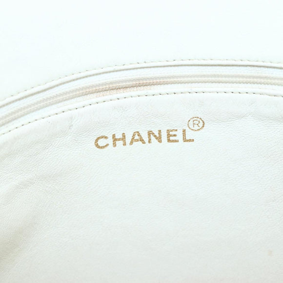 CHANEL Tote Bag Caviar Skin White Gold CC Auth bs29628