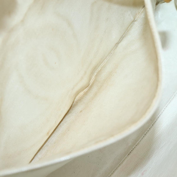 CHANEL Tote Bag Caviar Skin White Gold CC Auth bs29628