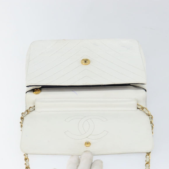 CHANEL Chain Shoulder Bag Lamb Skin White Gold CC Auth bs29641