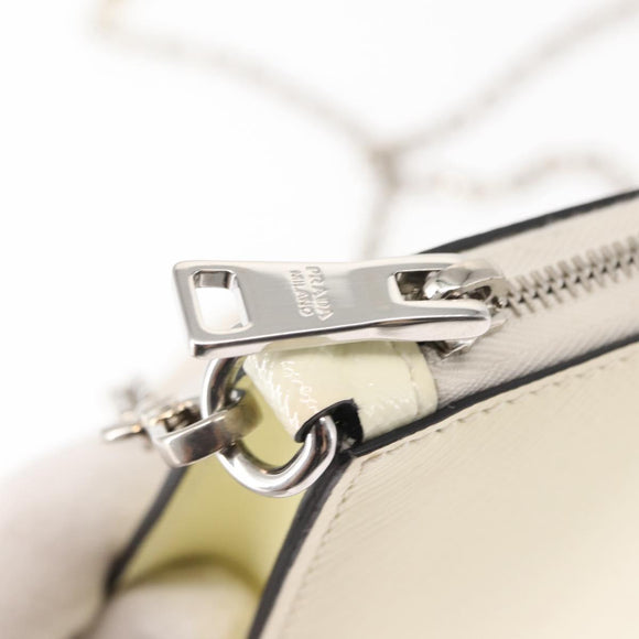 PRADA Schoudertas met kettingband Saffiano leer Wit Zilver Auth bs29803