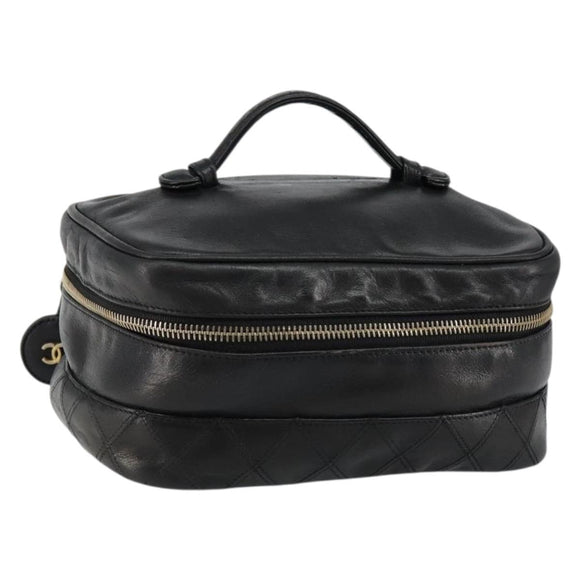 CHANEL Matelasse Vanity Pouch Lamb Skin Black Gold CC Auth bs29827