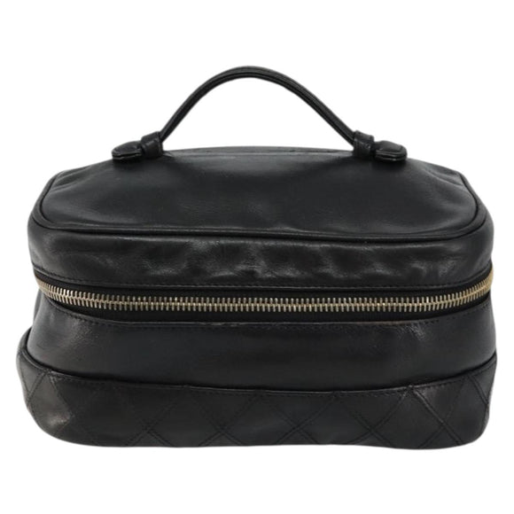 CHANEL Matelasse Vanity Pouch Lamb Skin Black Gold CC Auth bs29827