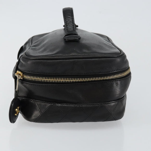 CHANEL Matelasse Vanity Pouch Lamb Skin Black Gold CC Auth bs29827