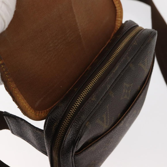 LOUIS VUITTON Monogram Bumback Bosphore Shoulder Bag M40108 LV Auth bs30108